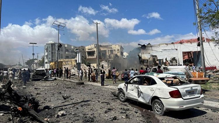 انفجار كبير في العاصمة الصومالية والعثور على 4 جثث