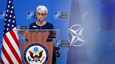 أمريكا تحث روسيا على مواصلة المحادثات بشأن أوكرانيا والحد من التسلح