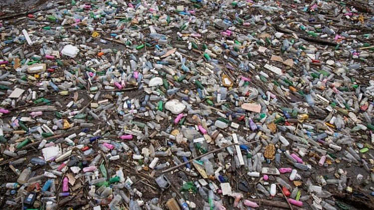 Big brands call for global pact to cut plastic production