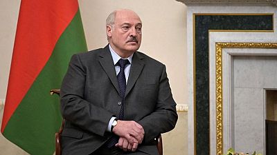 لوكاشينكو: روسيا وروسيا البيضاء تعتزمان إجراء مناورات مشتركة الشهر المقبل لوكاشينكو: روسيا وروسيا البيضاء تعتزمان إجراء مناورات مشتركة الشهر المقبل