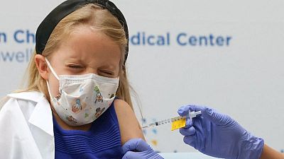 La OMS insta a las farmacéuticas a proporcionar datos sobre las vacunas de COVID-19