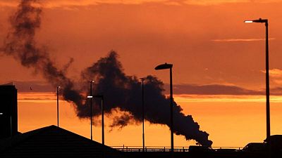 Britain again refrains from carbon market intervention to curb high prices