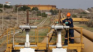 مسؤولون: استئناف تدفق النفط في خط أنابيب كركوك-جيهان