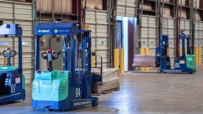 With U.S. labor scarce, logistics firms turn to remote forklifts