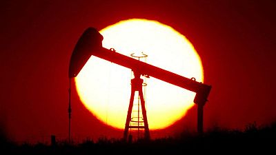 Oil prices ease from 2014 high, supply concerns limit losses