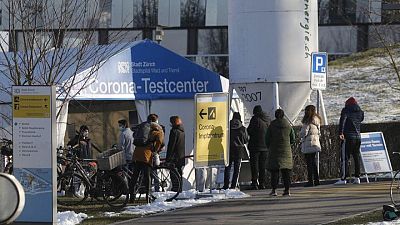 Swiss cabinet extends quarantine, work-from-home rules into February