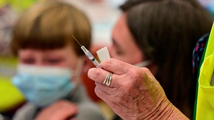 Órgano asesor de OMS recomienda ampliar la vacuna de Pfizer a los niños de 5 a 11 años