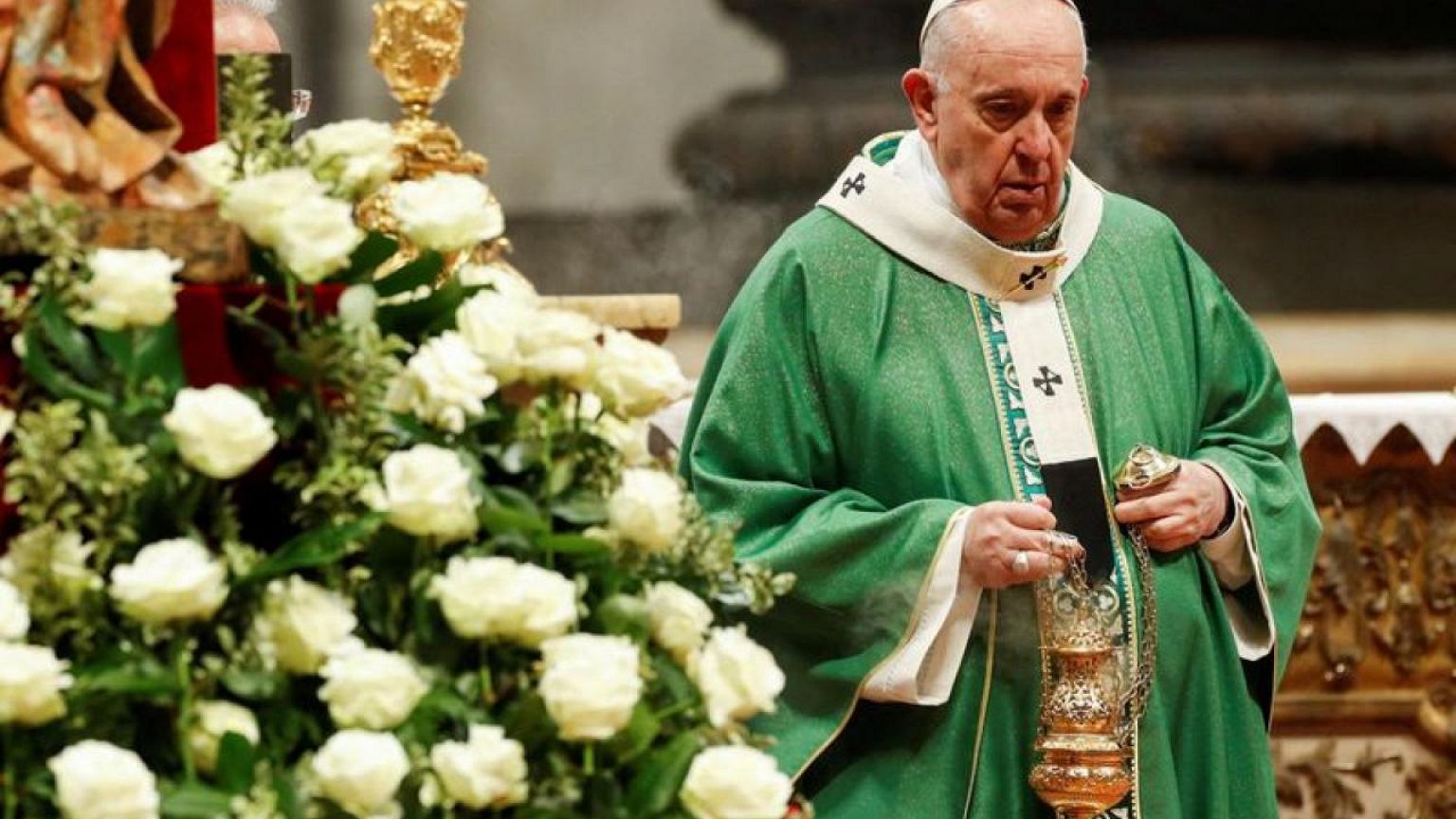 Pope calls for world day of "prayer for peace" over Ukraine crisis