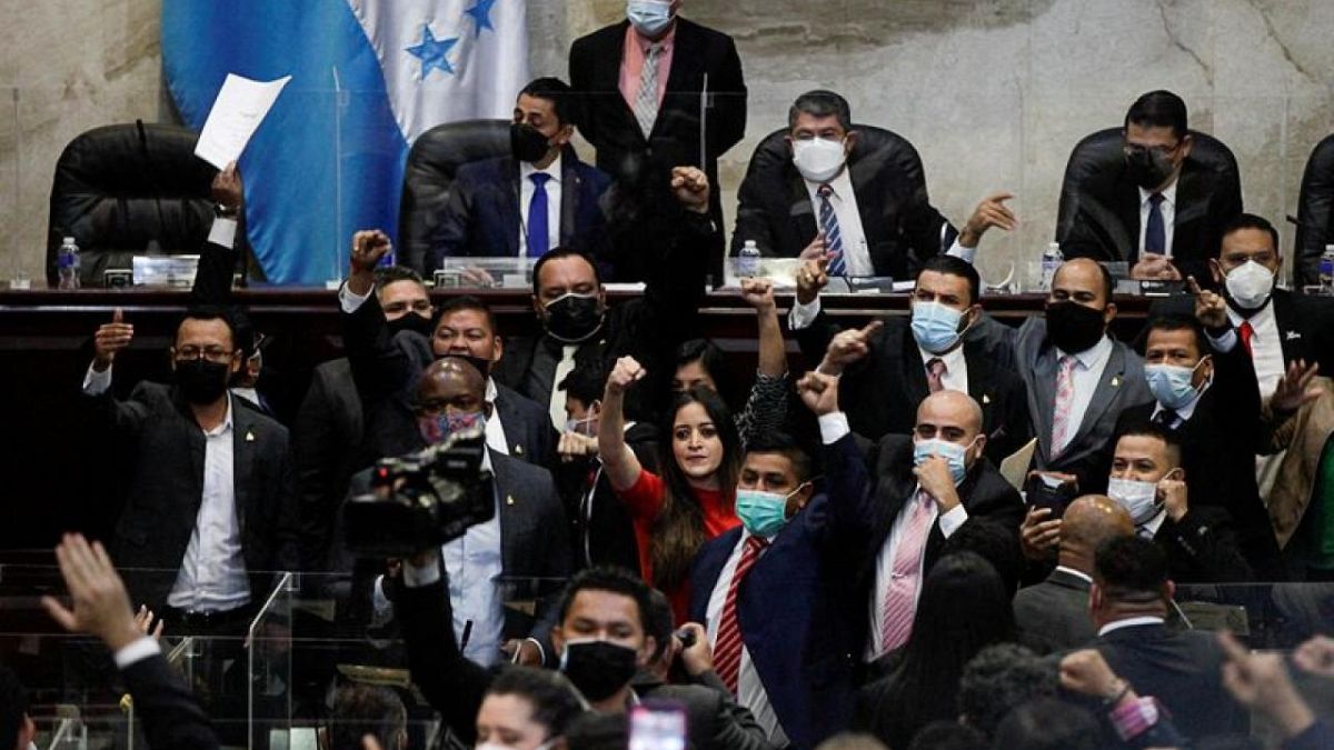 Rival Honduran Lawmakers Back Different Congressional Heads In Dispute   1200x675 R776e9 