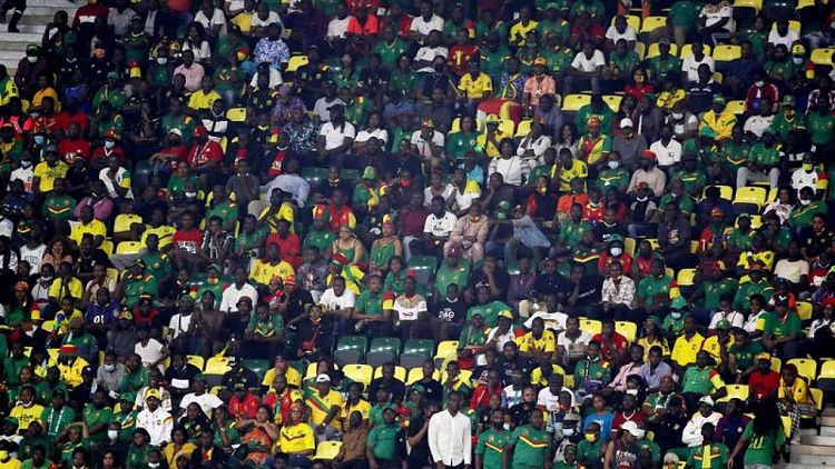Una estampida en un estadio de Camerún deja al menos ocho muertos, según el Gobierno