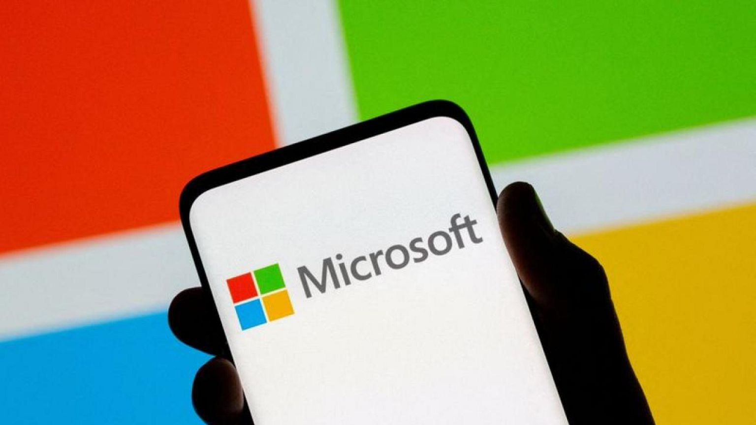 Microsoft cloud performance lags highest Wall Street hopes