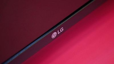 LG Display Q4 profit drops 30% on year, hit by lower TV panel prices