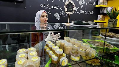 أول متجر للأغذية الصحية في غزة يوفر بدائل شهية لمرضى السكري