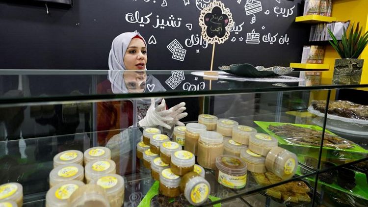 أول متجر للأغذية الصحية في غزة يوفر بدائل شهية لمرضى السكري
