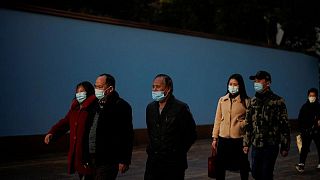 الصين تسجل 64 إصابة جديدة بفيروس كورونا