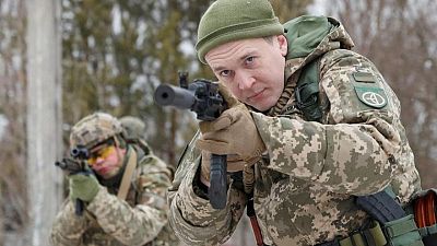 Ukrainian reservists gear up in case of conflict with Russia