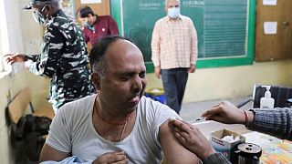 الهند تسجل 234281 إصابة جديدة بكورونا و893 وفاة