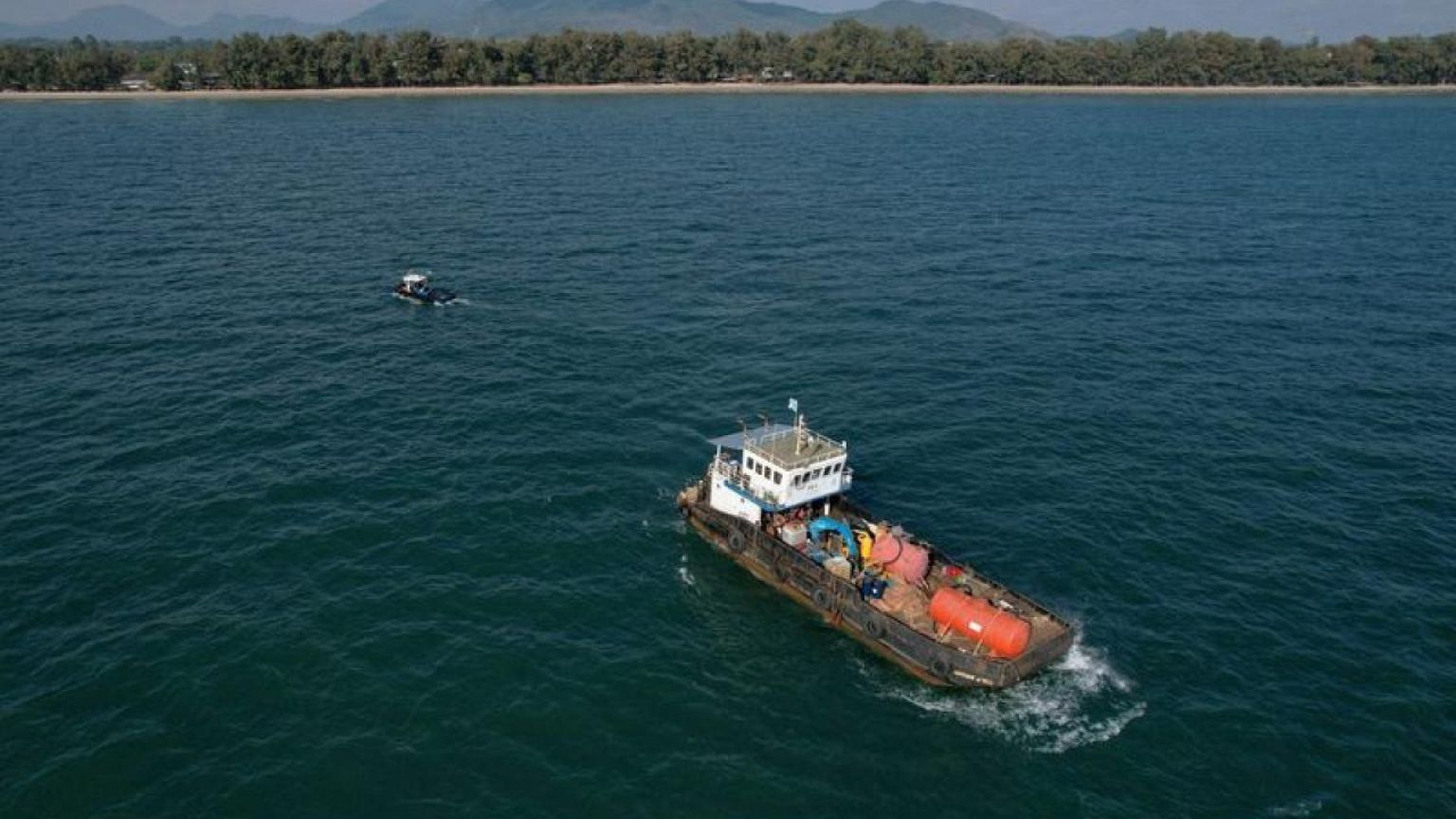 Oil spill threatens corals in eastern Thailand