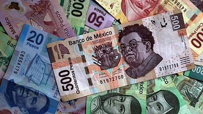 Monedas de América Latina inician con sesgo alcista por toma de utilidades y alza del petróleo