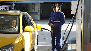 تونس ترفع أسعار الوقود لرابع مرة في عام لخفض عجز الميزانية