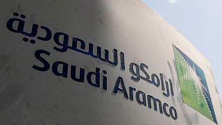سهم أرامكو يقفز 2% مع ارتفاع أسعار النفط ومؤشر السوق السعودية يغلق على انخفاض