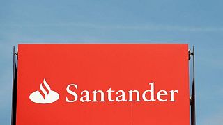 Santander multiplica por ocho el beneficio y libera 750 millones de provisiones