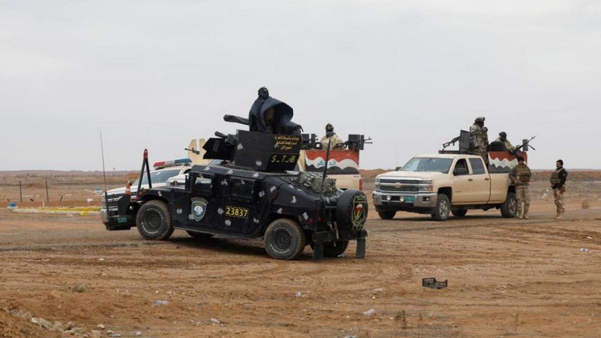 جيوب تنظيم الدولة الإسلامية تشن حرب عصابات من مناطق نائية بالعراق وسوريا