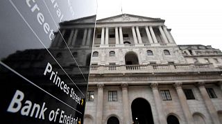 El Banco de Inglaterra sube las tasas de interés para contener la espiral inflacionista