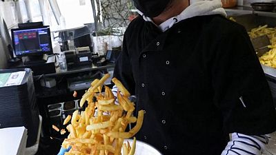 "Desgarrador": Los belgas tendrán que pagar más por sus preciadas patatas fritas