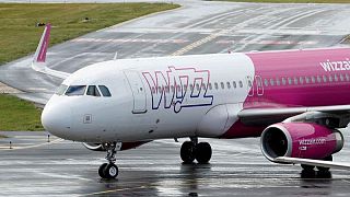 Wizz suspende sus vuelos en Ucrania y trata de evacuar a su personal y sus aviones