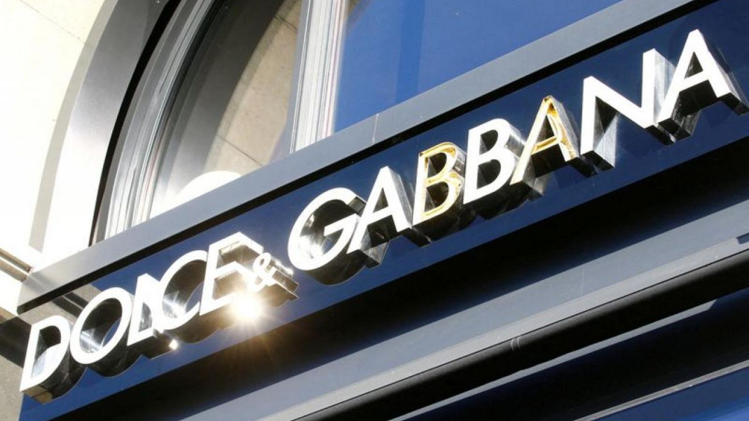 Dolce&Gabbana takes perfumes and cosmetics business in-house