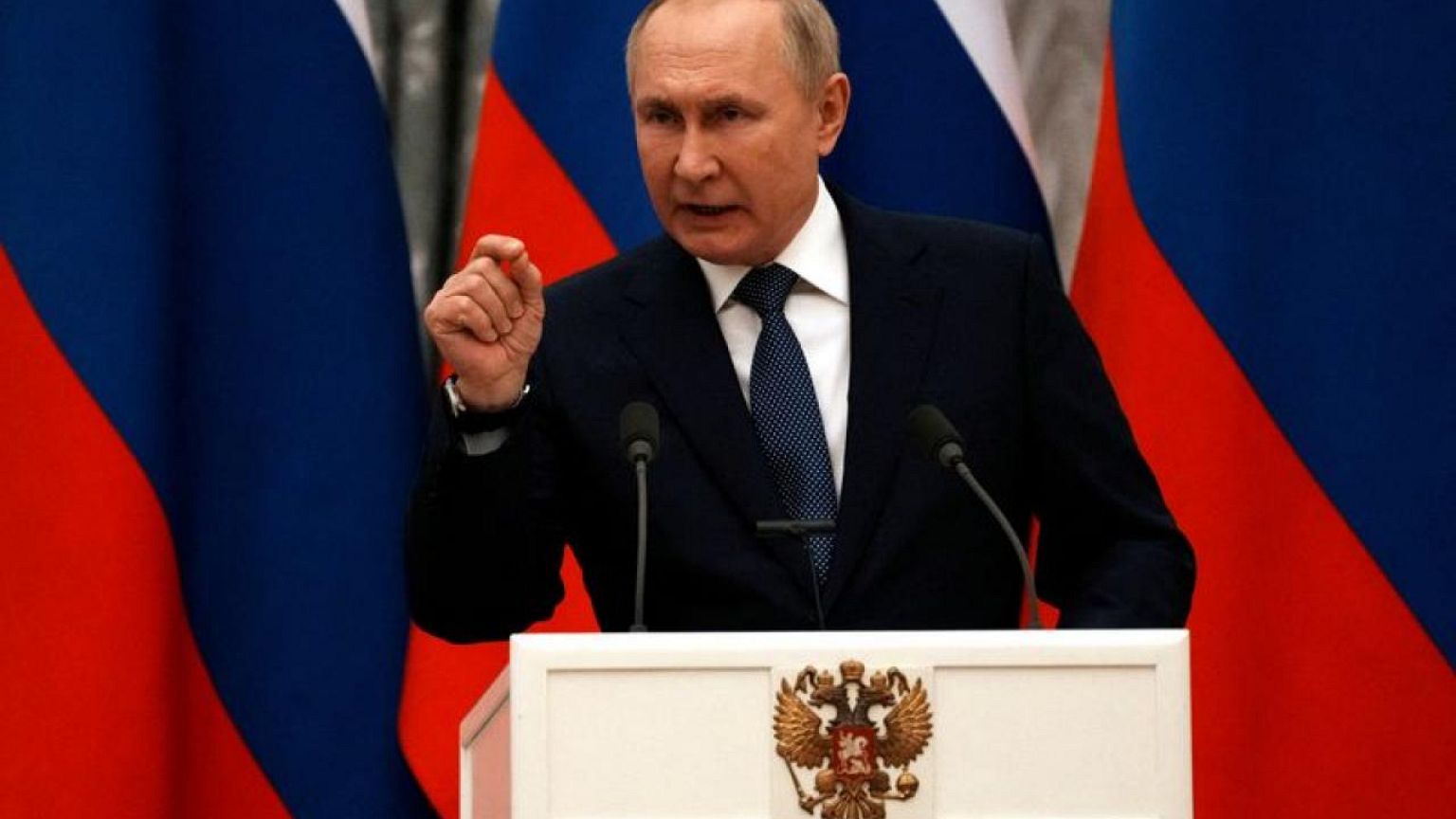Kremlin denies Putin promised not to hold manoeuvres near Ukraine