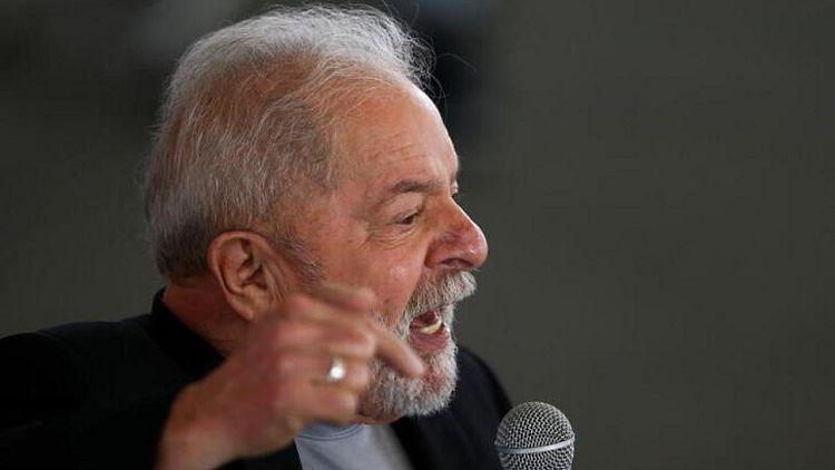 Ventaja de Lula se reduce; rechazo de Bolsonaro se mantiene en nueva encuesta de Brasil