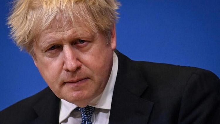 Ex primer ministro británico dice que Boris Johnson infringió la ley con las fiestas
