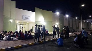 لاجئون أفغان يحتجون لليوم الثالث في الإمارات للمطالبة بإعادة توطينهم في أمريكا