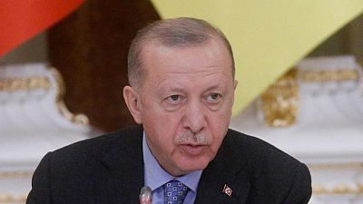 وسائل إعلام: أردوغان يقول تركيا تواصل "الحوار الإيجابي" مع السعودية وسائل إعلام: أردوغان يقول تركيا تواصل "الحوار الإيجابي" مع السعودية