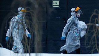 روسيا تسجل أكثر من 200 ألف إصابة جديدة بفيروس كورونا للمرة الأولى
