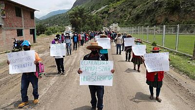 Comunidad peruana dice que por ahora no bloqueará ruta minera Las Bambas