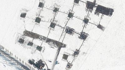 صور بالأقمار الصناعية تظهر نشاطا عسكريا روسيا قرب أوكرانيا