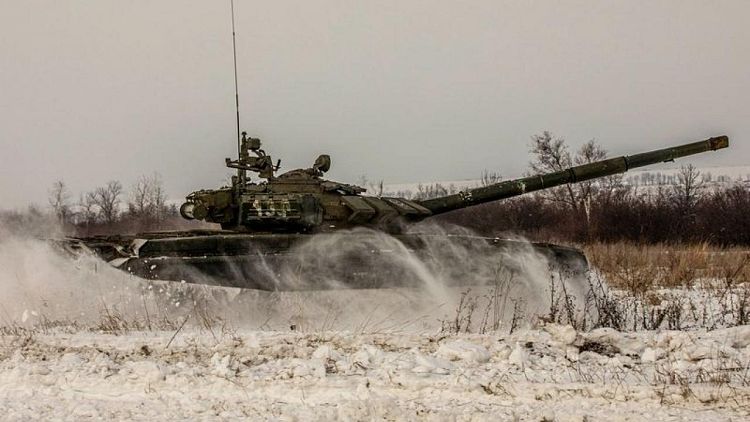 Amenaza rusa a Ucrania seguirá siendo crítica en febrero, dice agente de inteligencia occidental