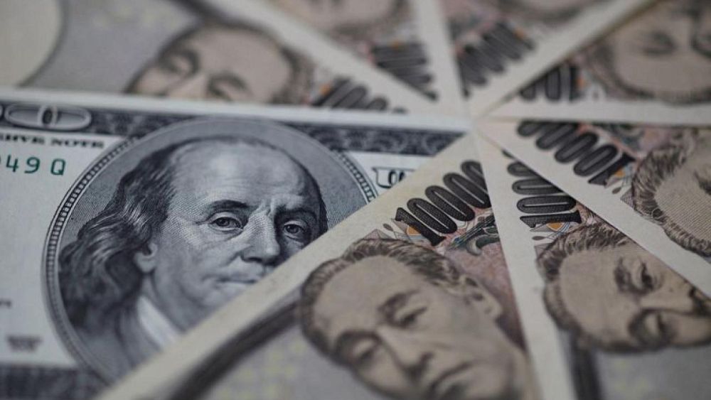 The yen rose on speculation about monetary policy and the dollar’s rebound from a 7-month low