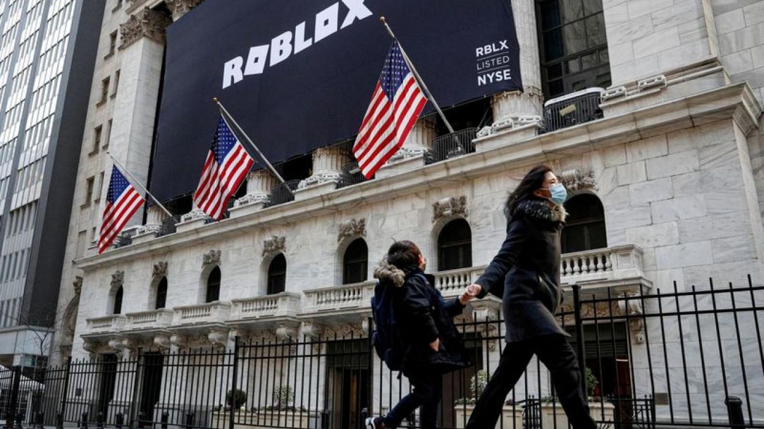 Roblox misses quarterly expectation for bookings