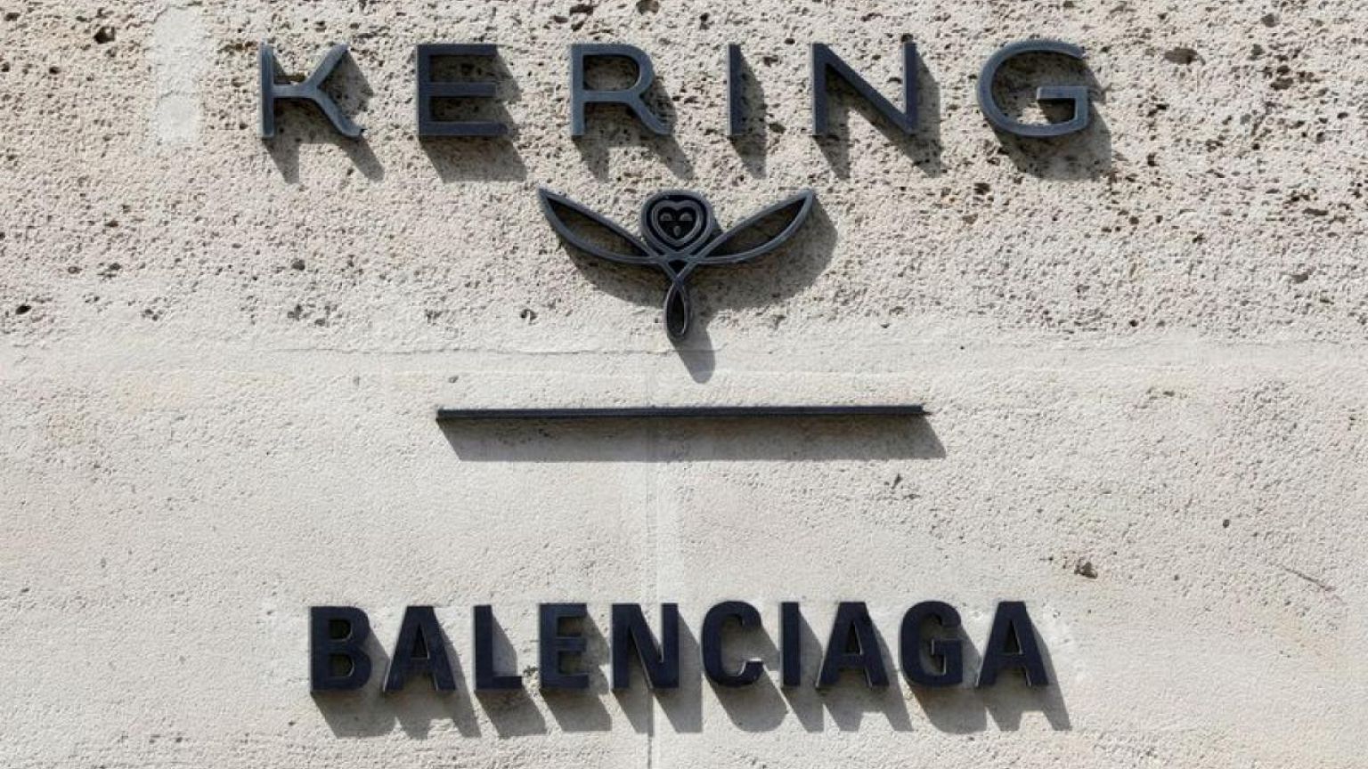 Kering flags possible M&A and U.S. expansion as Gucci rides luxury sales boom