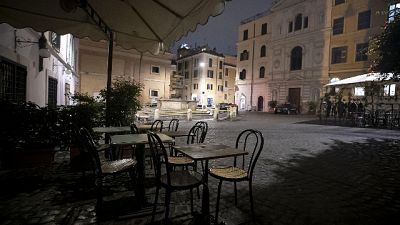 Dieci euro al giorno per stare al rione Monti Dieci euro al giorno per stare al rione Monti