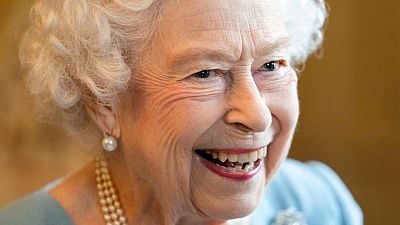 قصر بكنجهام: الملكة إليزابيث ترجئ اجتماعين مقررين عبر الإنترنت