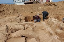 بناؤون يكتشفون مقبرة رومانية عمرها 2000 عام في غزة