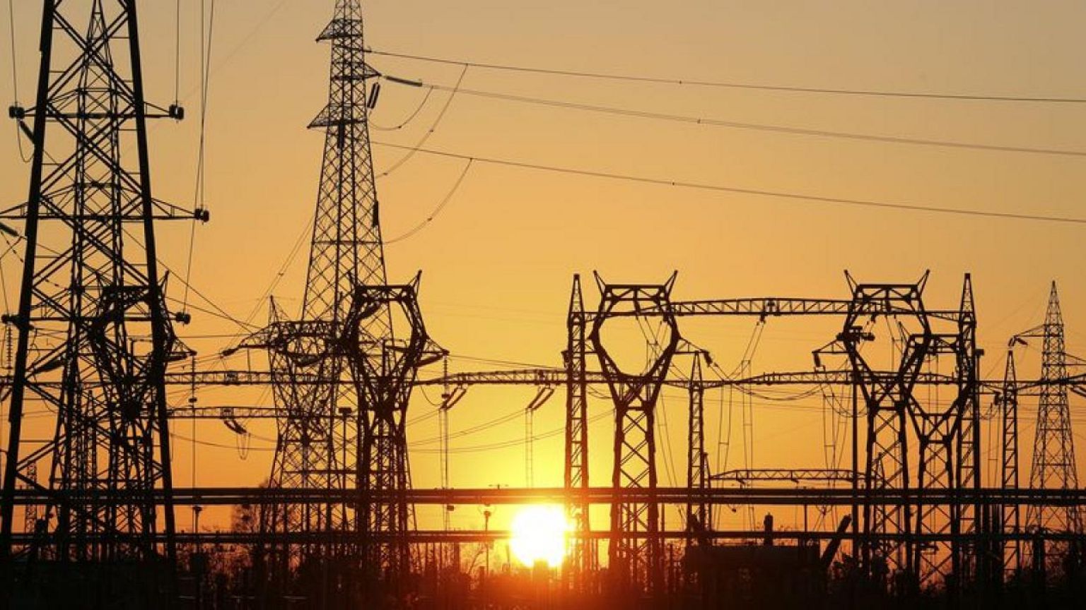 Italia prepara un paquete de 6.000 millones de euros para contener la factura energética