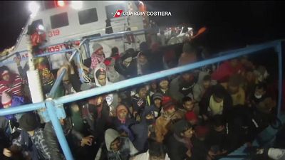 Egiziano accusato di essere lo scafista dello sbarco a Lampedusa Egiziano accusato di essere lo scafista dello sbarco a Lampedusa