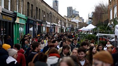 UK private sector grows at fastest rate in 8 months -PMI UK private sector grows at fastest rate in 8 months -PMI