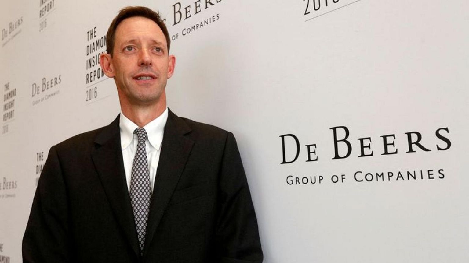De Beers CEO sees stable natural diamond supply, decent industry growth